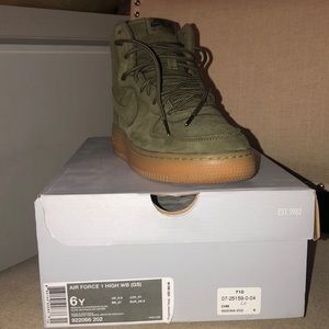 Olive AIR FORCE 1s suede